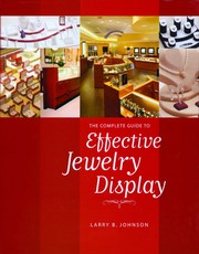 Complete Guide To Effective Jewelry Display