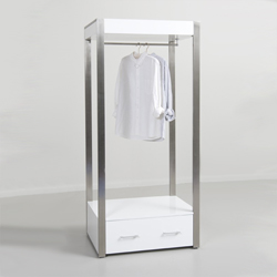 Moderne Clothing Display